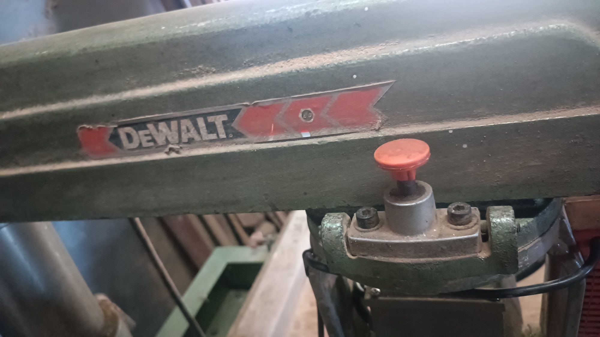 Serra radial Dewalt