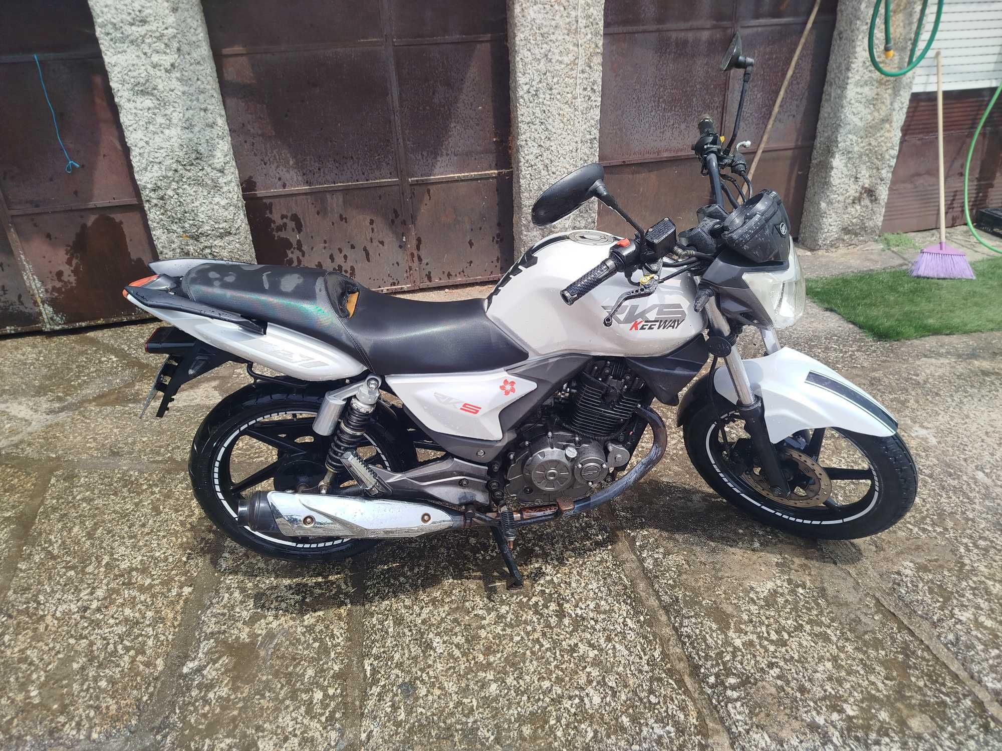 Mota keeway Rks 125