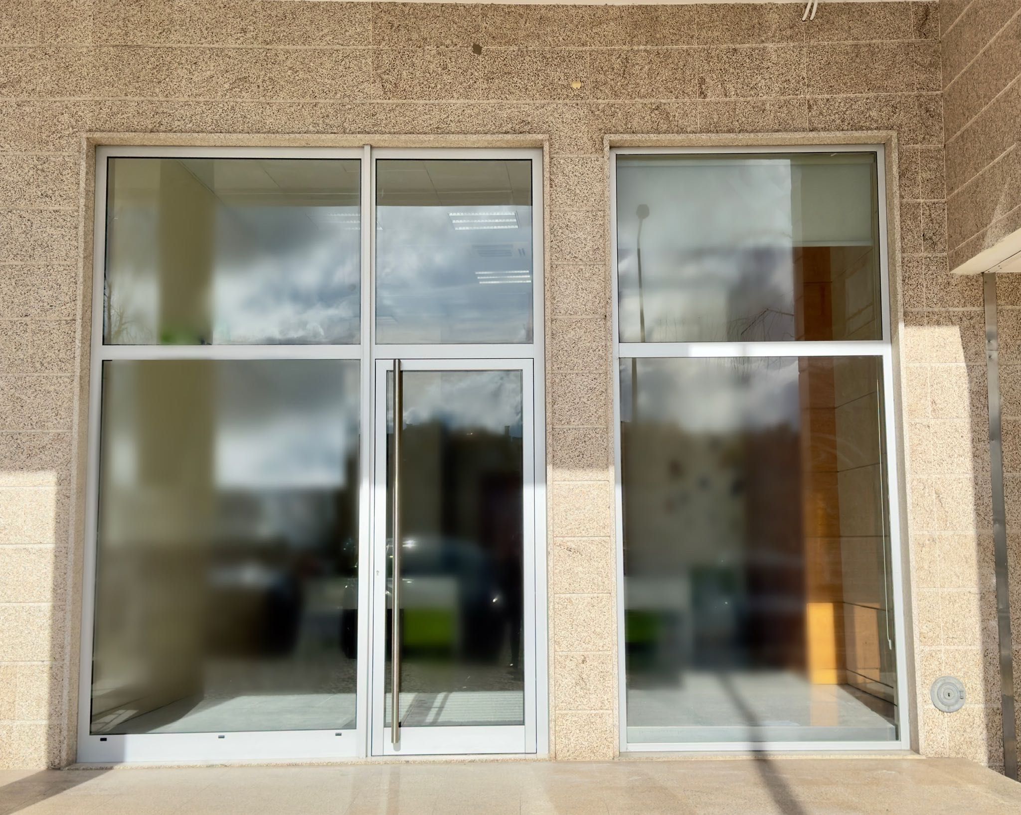 Escritório  / Loja - Vende-se em Viseu - Quinta Del Rei 
Introduz