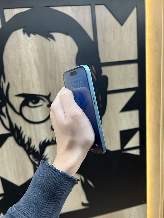 IPhone 16 256gb teal Костюшка 5