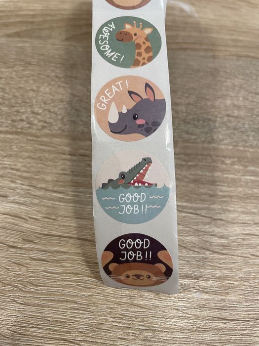 Autocolantes / Stickers em rolo para Festas /Negócio "good job"
