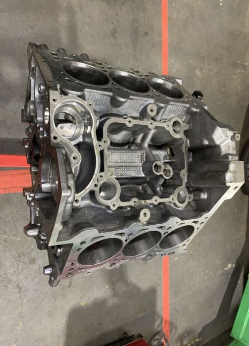 Продам по запчастинам двигун ауди а6с6 3.2 fsi