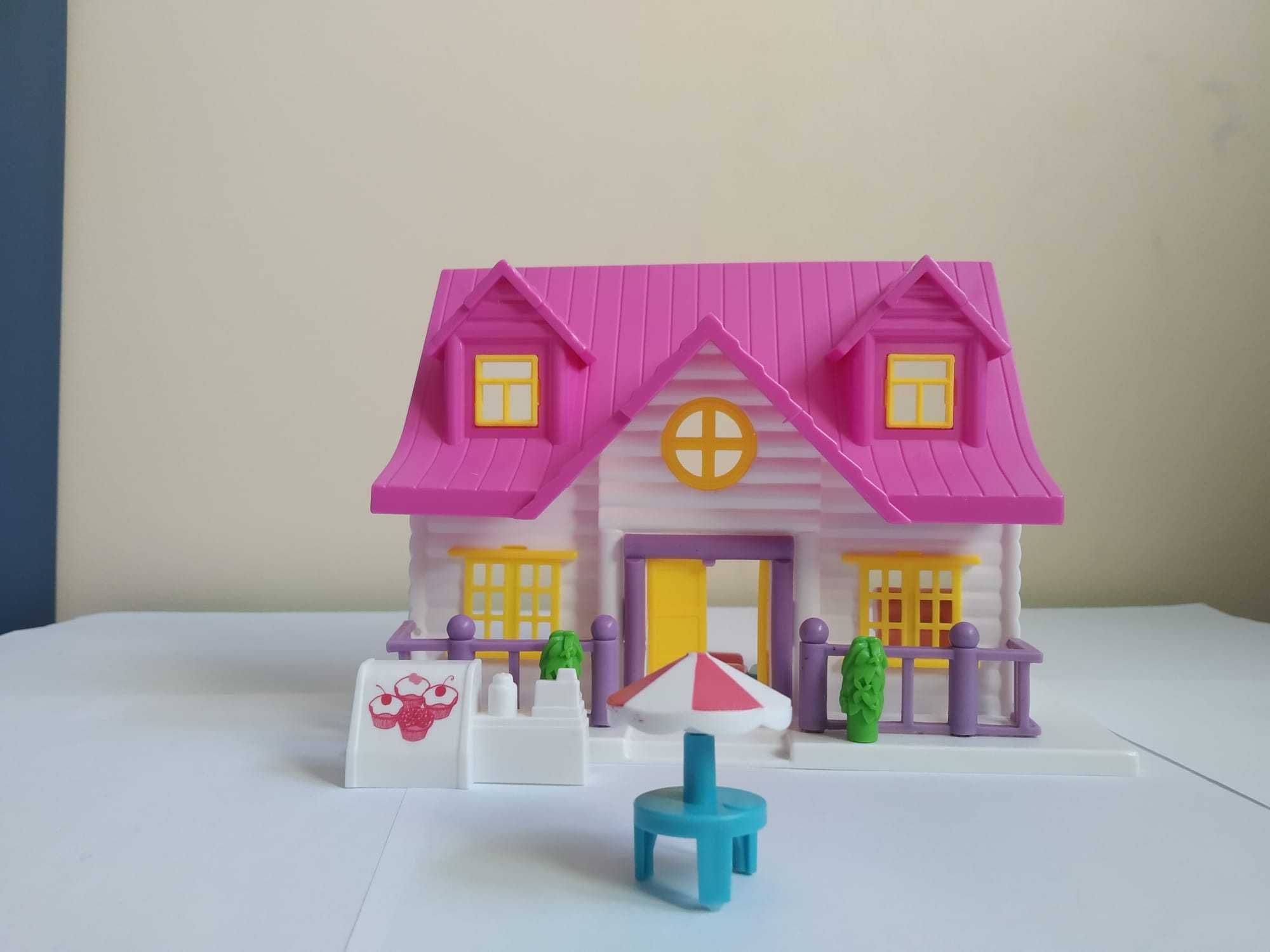 Mini domek dla lalek Sinsay