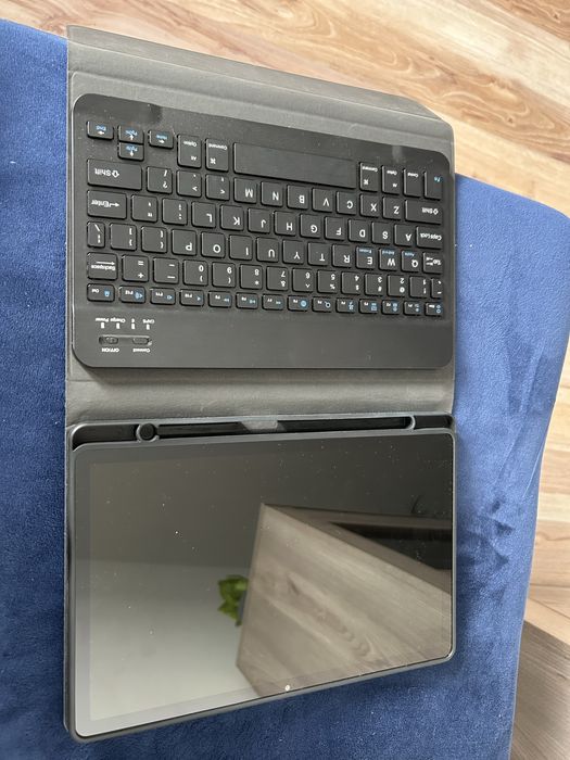 Lenovo Tab M10 Plus Gen3 + klawiatura