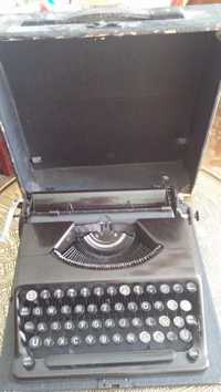 maszyna do pisania Olimpia z taśmą, sprawna