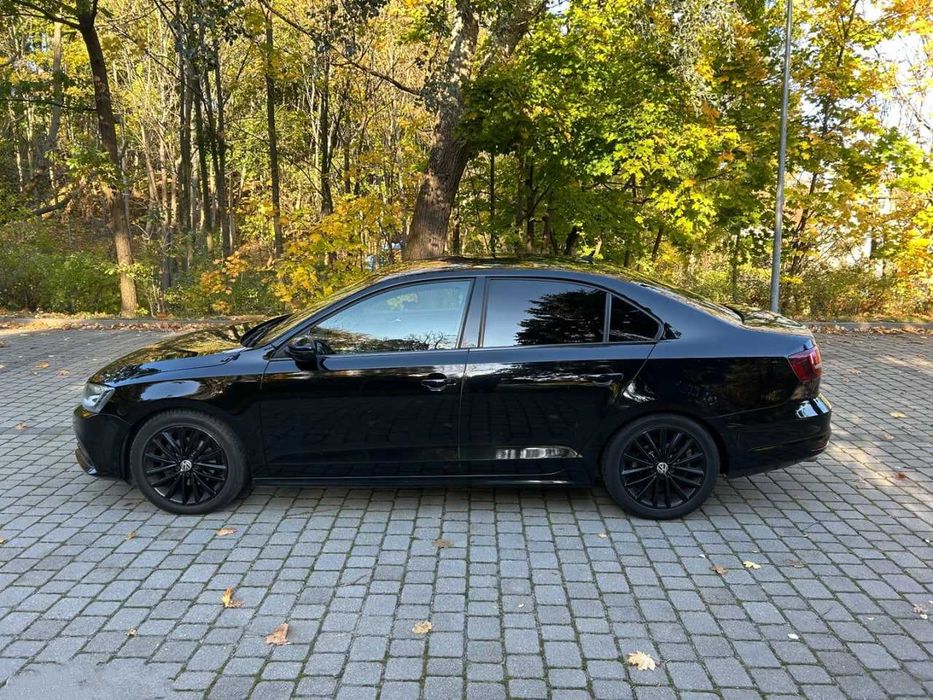 VW Jetta 2.0 TDI Дизель Автомат