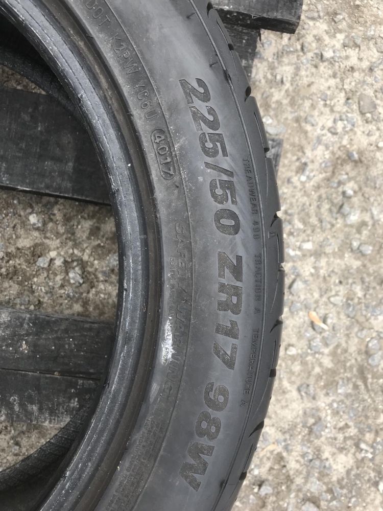 Kumho 225/45r17 пара резина шини б/у склад оригінал літо