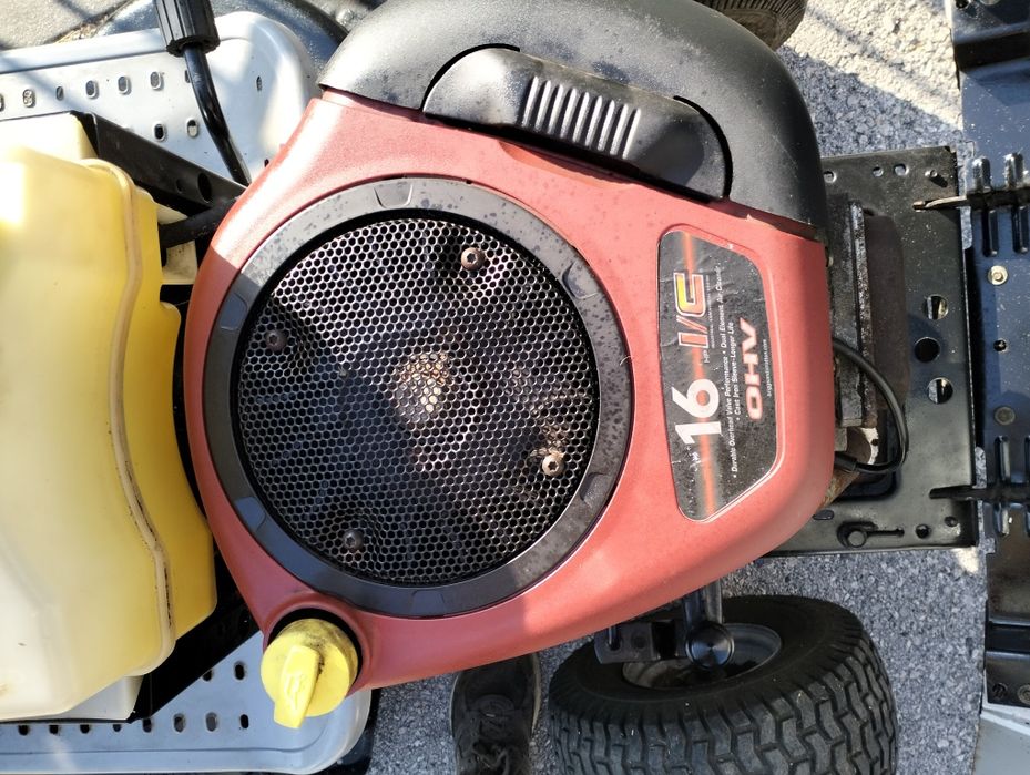 Trator corta relva 16cv