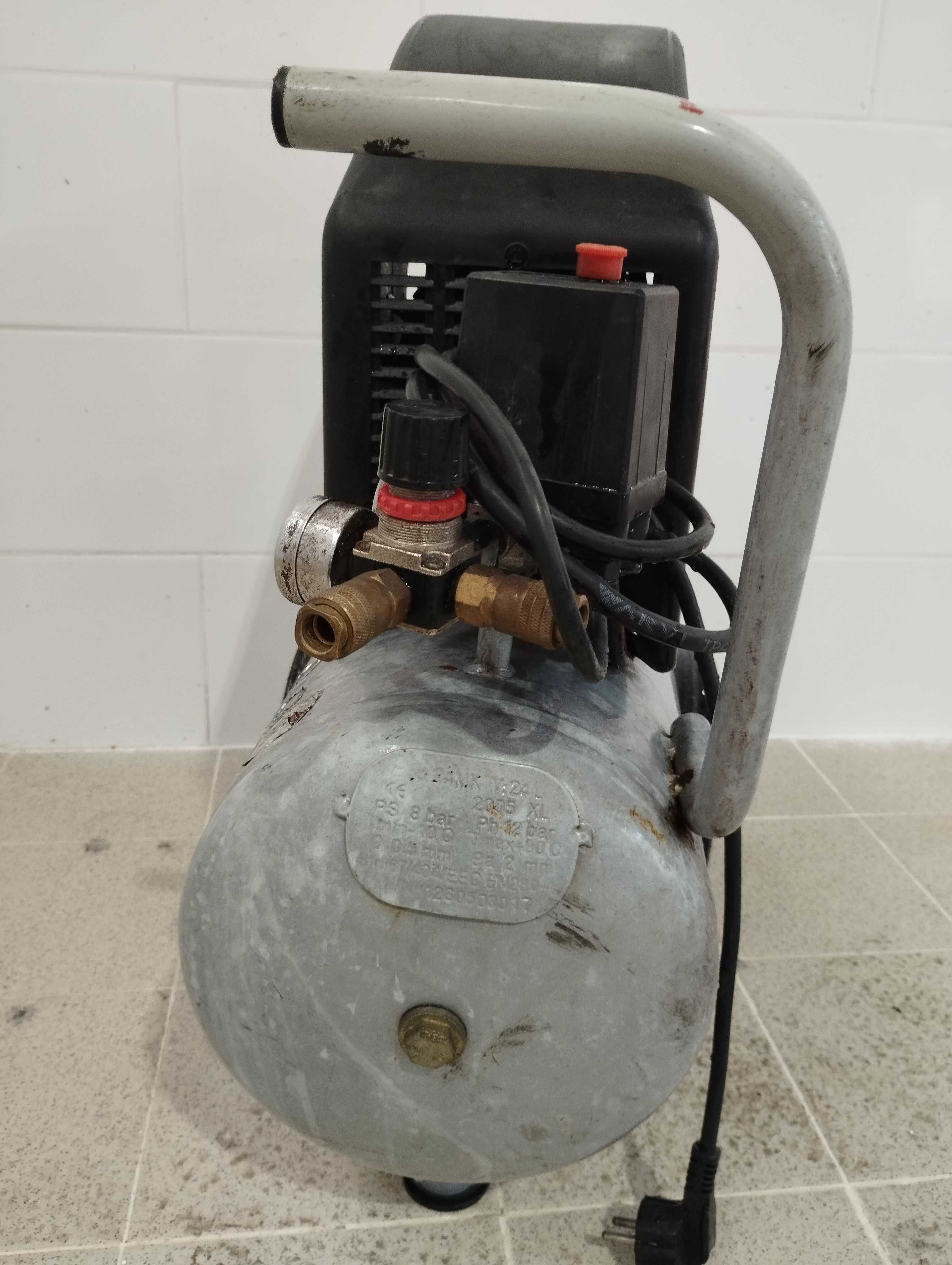 Compressor 24L usado