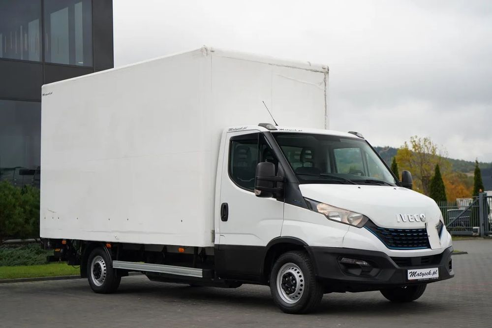 Iveco DAILY 35-NP / CNG / KONTENER / MANUAL / WINDA PALFINGER-750 KG / 2020
