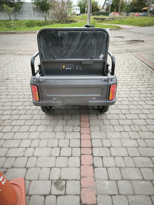 Електротрицикл DOZER Model 6