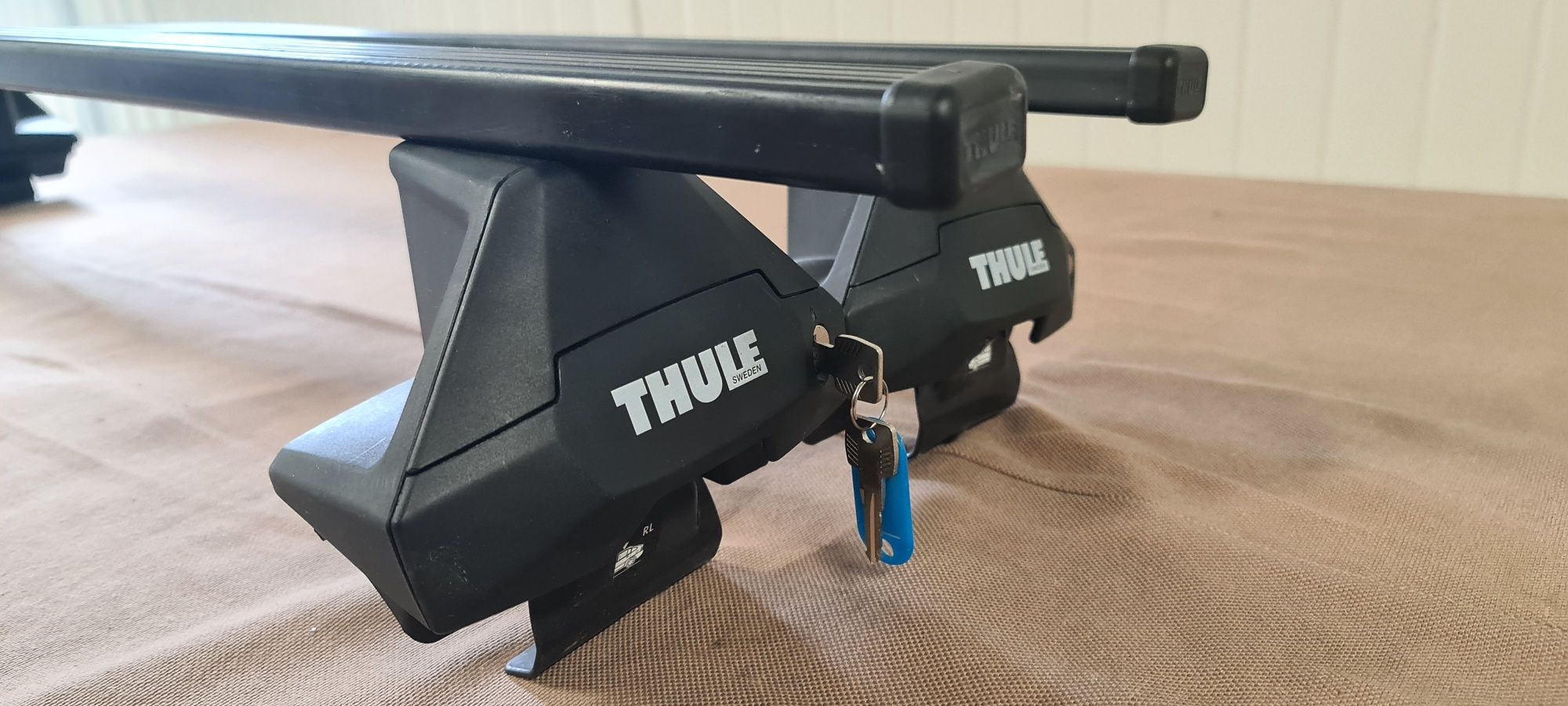 Audi A6 C7 Sedan Thule Squarebar Evo Bagażnik dachowy Poprzeczki Thule