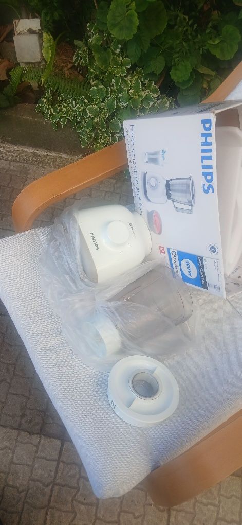 Liquidificador Philips praticamente novo