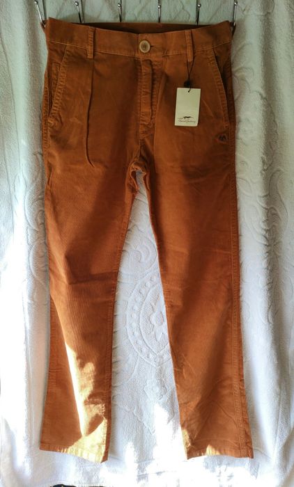 Calças Burberry n°40  CL 023