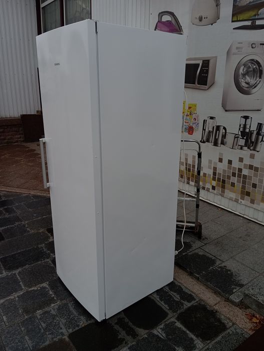 Морозильная камера Siemens No-Frost 366литров INVERTER A+++ Германия