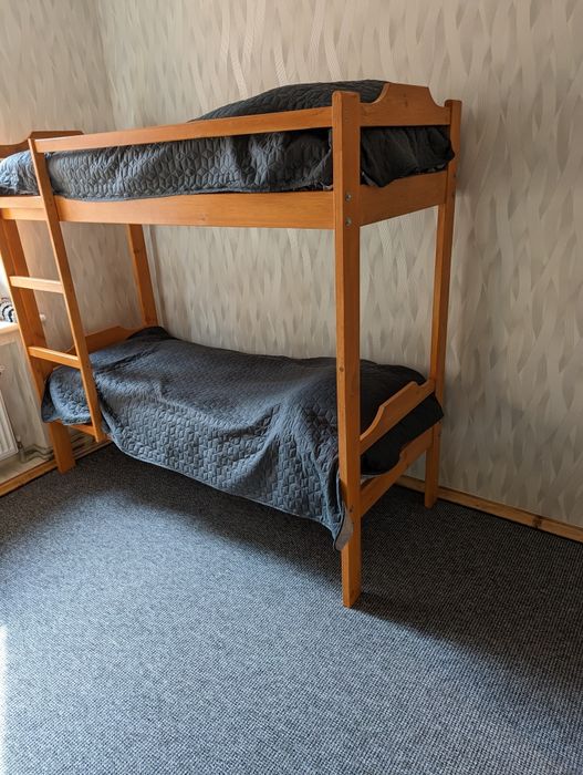 Оренда 2 кімнатної квартири ( в квартирв тепло)  подобово поряд з парк