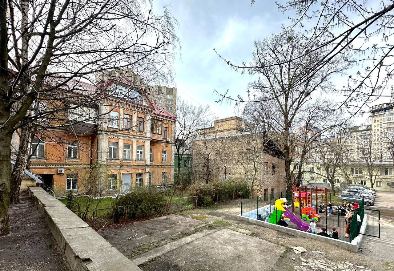 Без %Квартира 3к на Тургенєвська 30 Шевченківський район 30