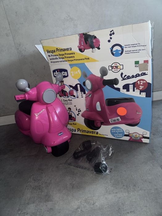 Motor chicco różowy dla dziewczynki