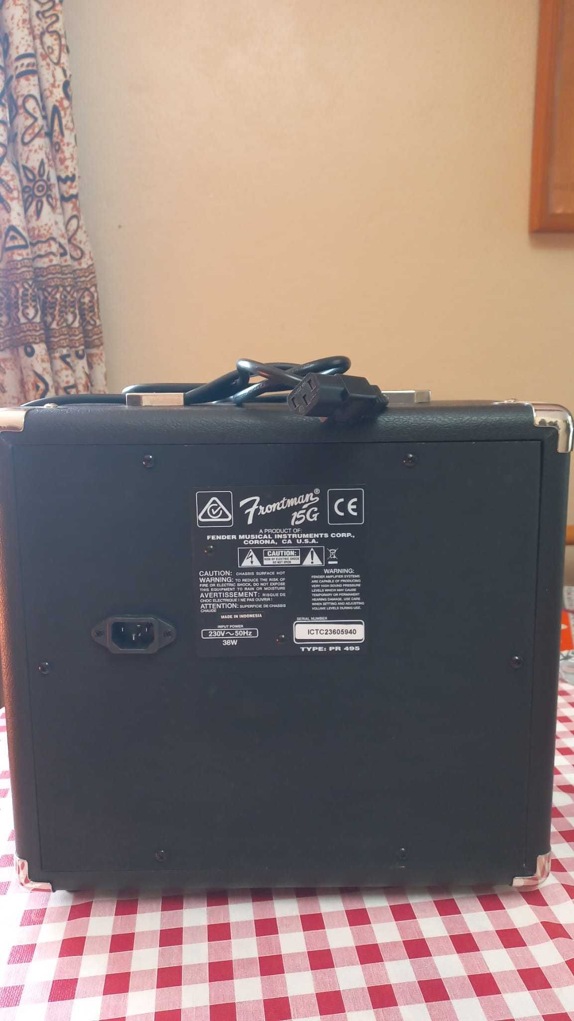 Amplificador Fender Frontman 15G