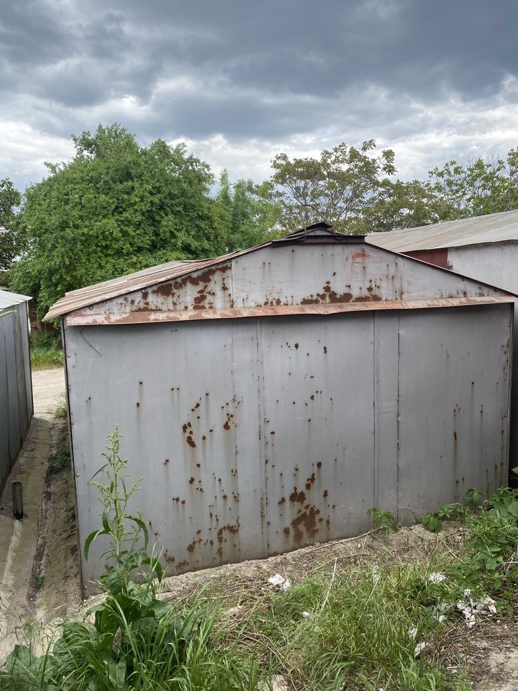 Продам металлический гараж