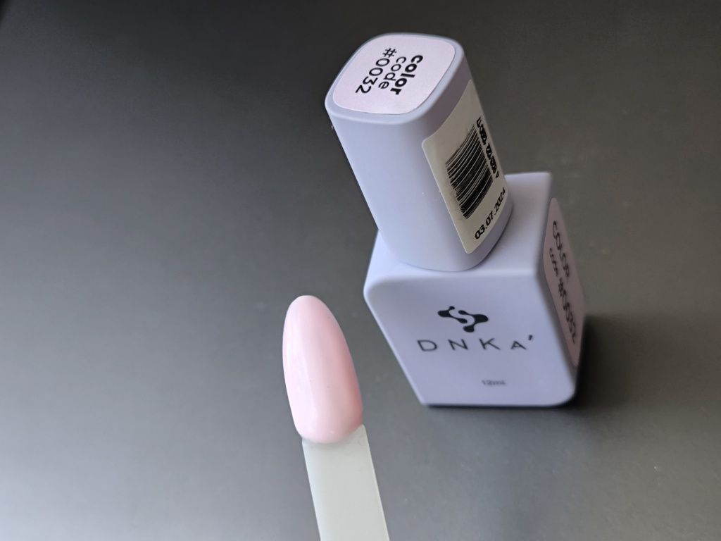 Гель лак , база для ногтей
Гель-лак DNKa Gel Polish 12 мл
№032