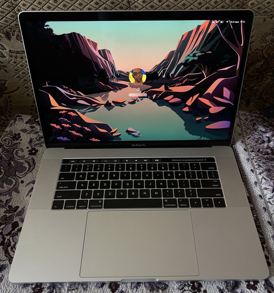 Macbook pro 15 2016 touch bar 16/512