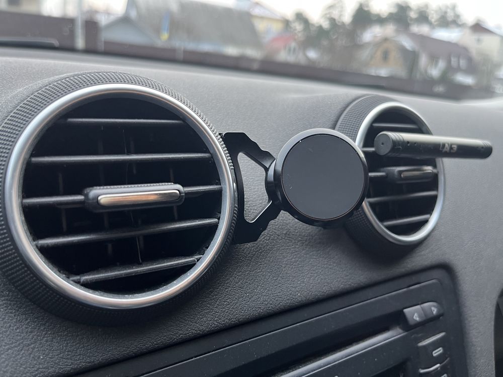 Держатель для телефона Audi A3 8P, тримач для телефону