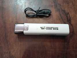 Lanterna de Mão LED USB Bateria Embutida Recarregável