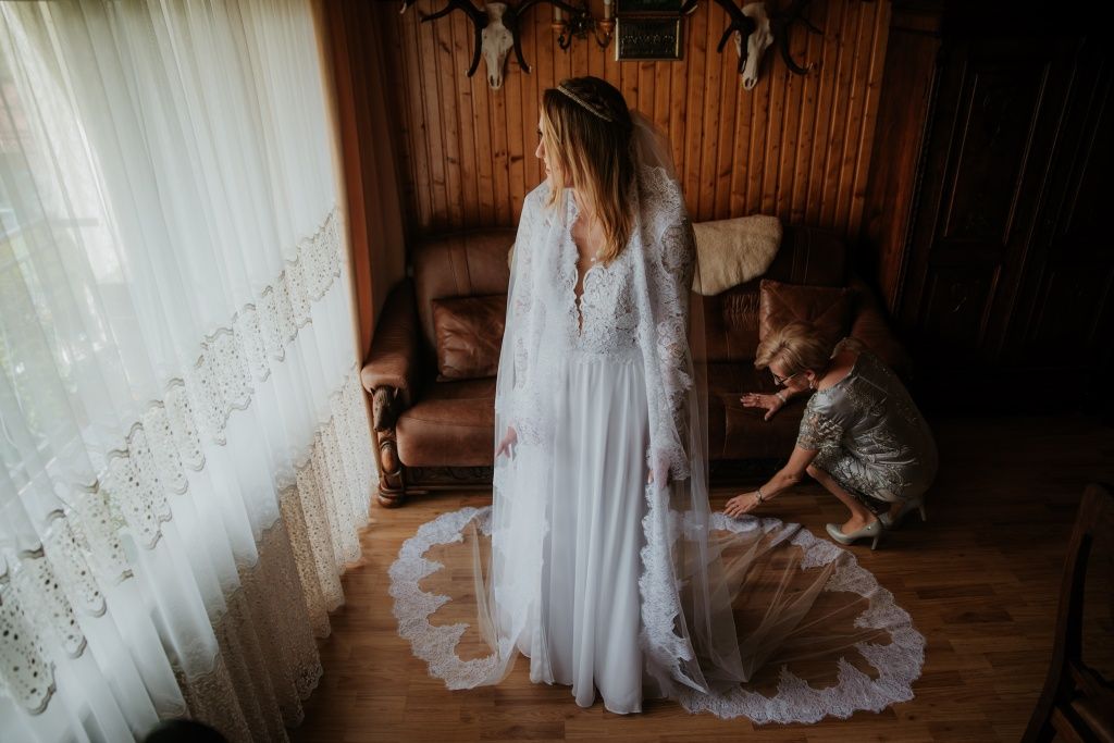 Koronkowa piękna biała suknia ślubna Simple Wedding Dress