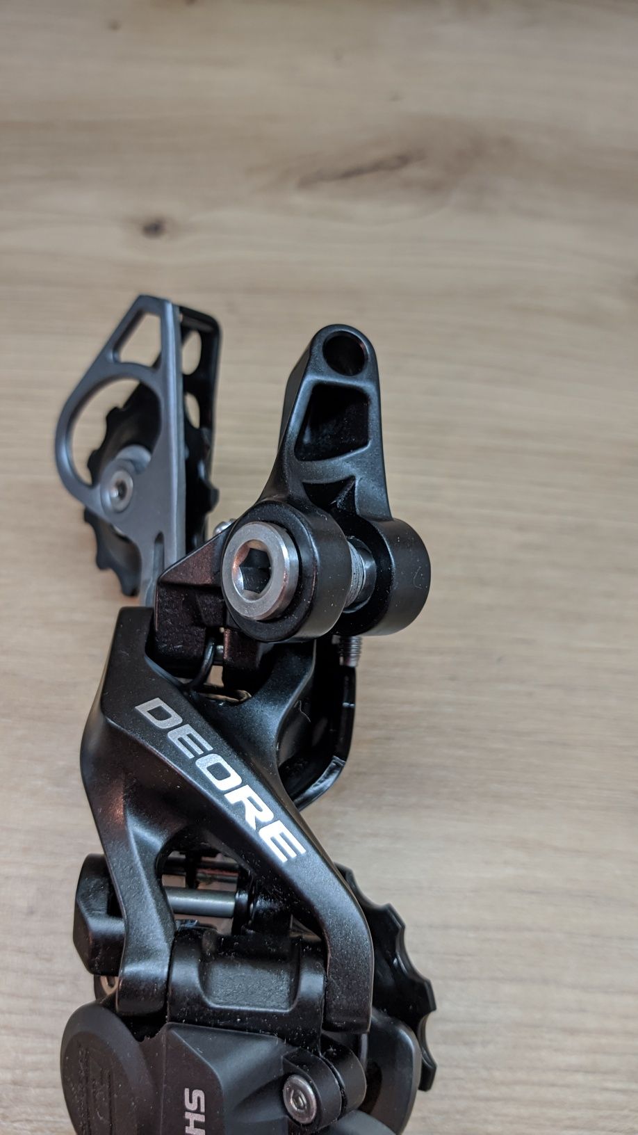 Задня перекидка Shimano Deore RD-M615 Shadow Plus 10 speed