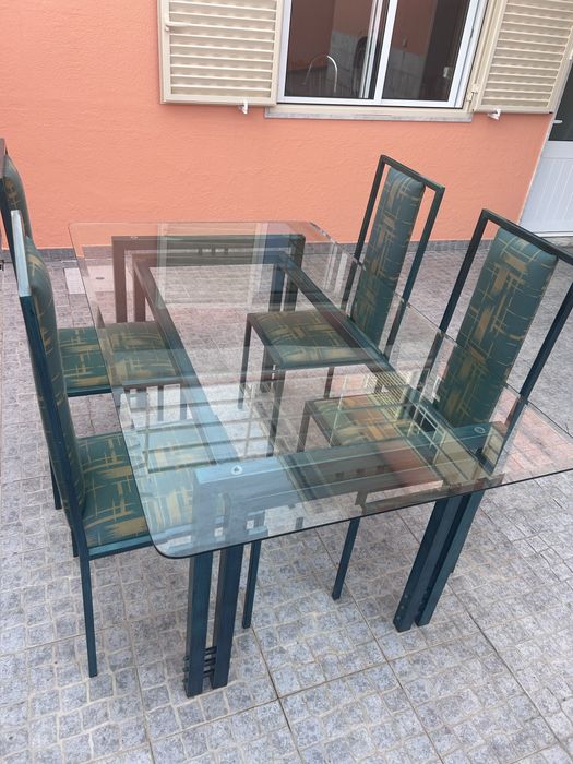 Mesa de Jantar em Vidro + 4 Cadeiras