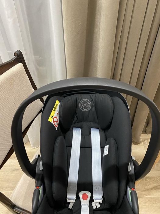 Продам автокрісло Cybex Cloud T