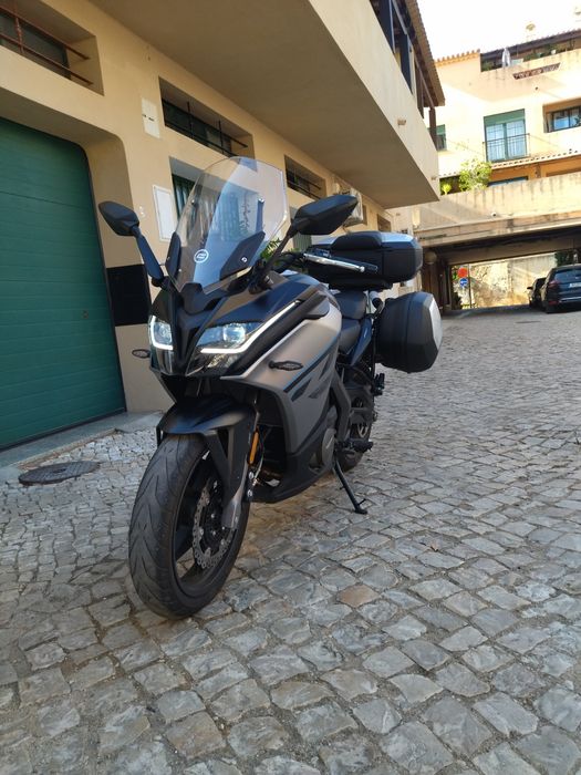 Moto cf 650 grande turismo