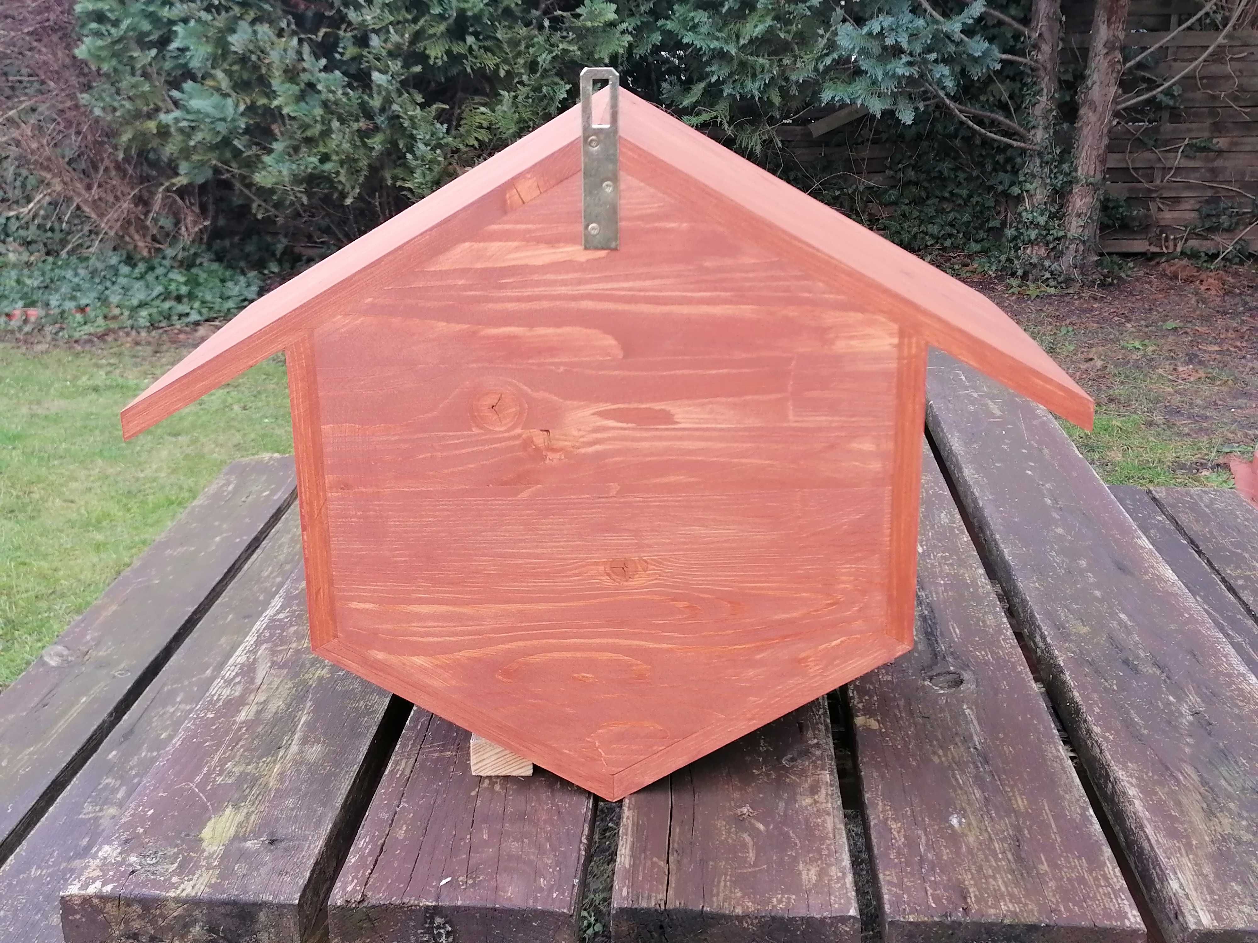 Domek dla pszczół owadów murarka ogrodowa hotel dla owadów