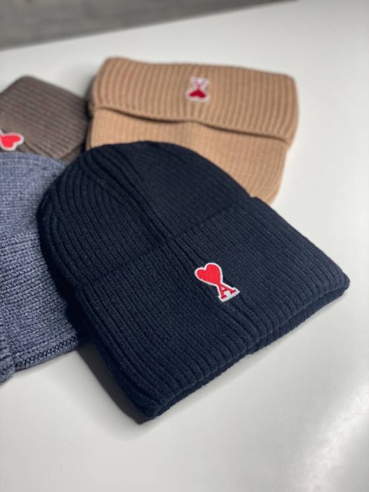 Жіноча шапка зимова сіра Вовняна з відворотом віскоза чорна/беж тепла