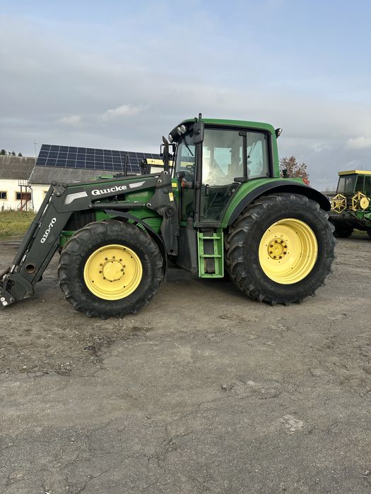 Трактор John Deere 6930 Premium з фронтальним навантажувачем