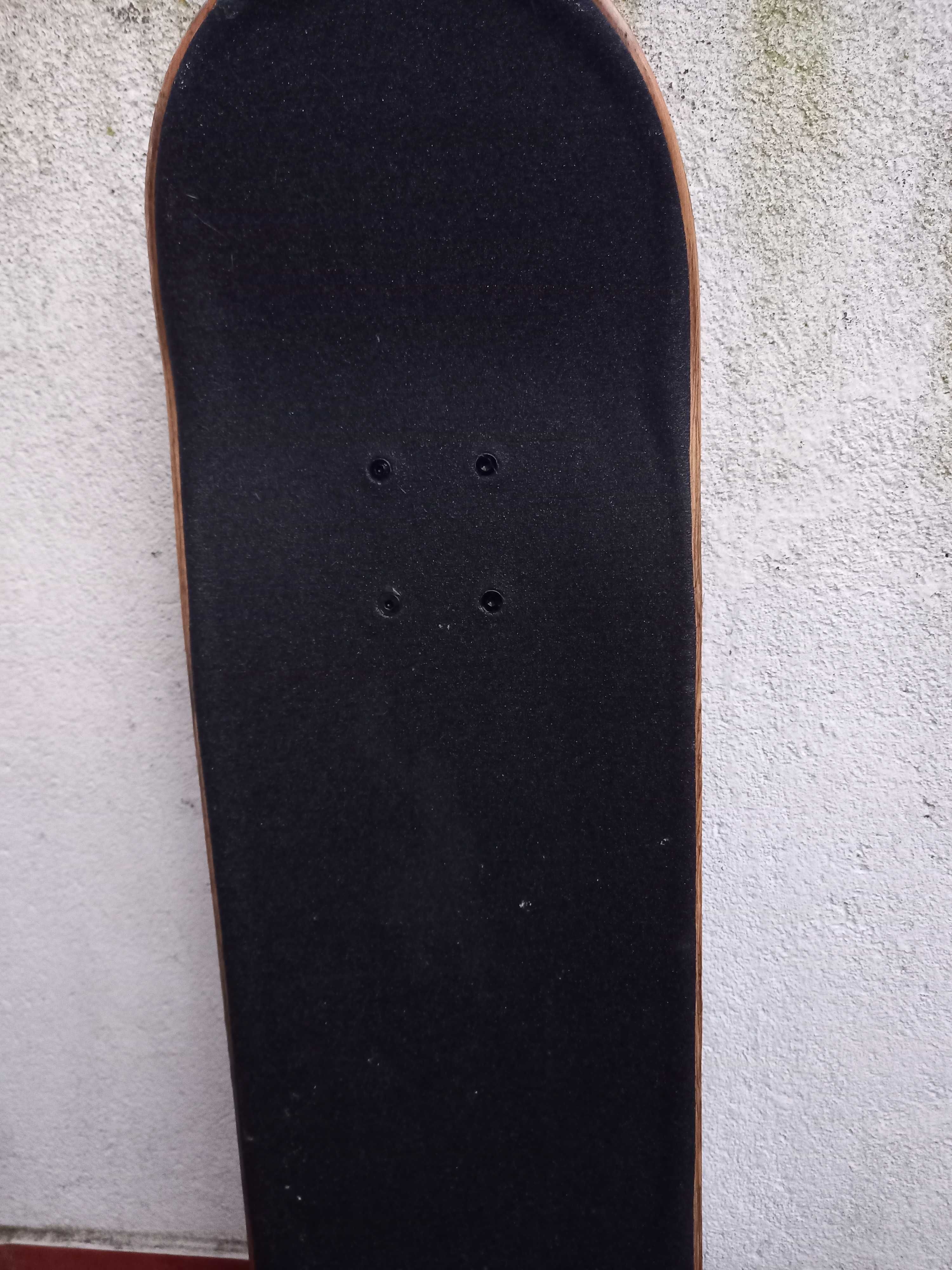 Skateboard canadian maple