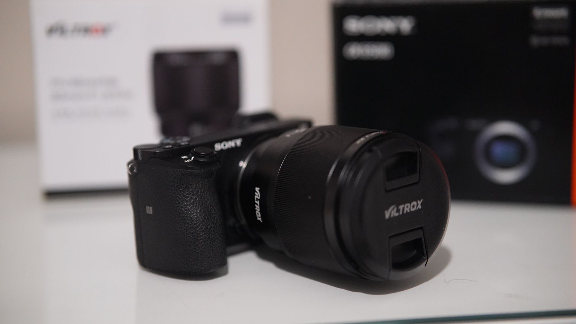 Sony A6500 + dodatki + viltrox 85 1.8