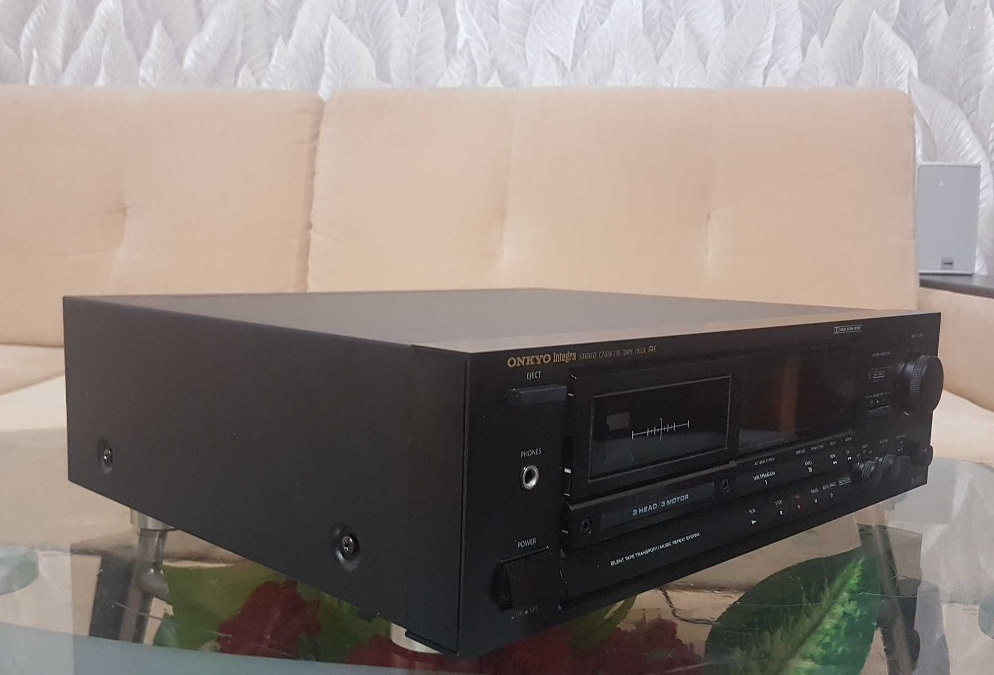 Кассетная дека Onkyo Integra TA-2550 Cassette Tape Deck made in Japan