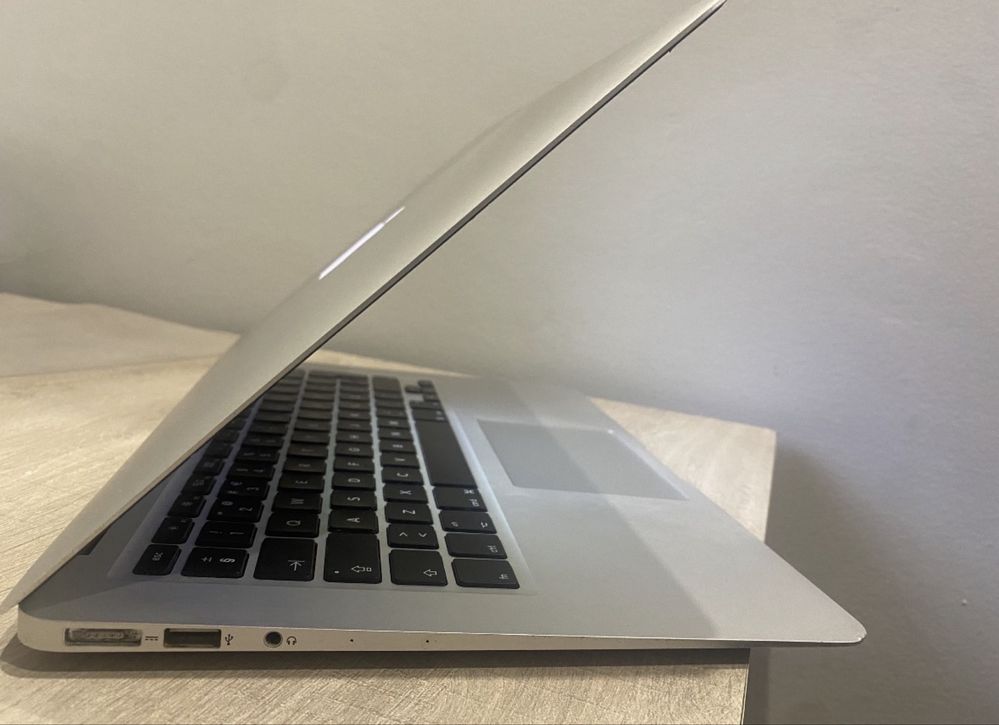 Macbook air 13 Polegadas late 2015 NVME