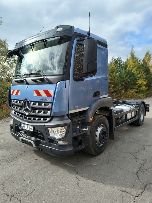 Mercedes AROCS 1833 idealny 347tkm wywrotka asenizacyjny pod zabudowe