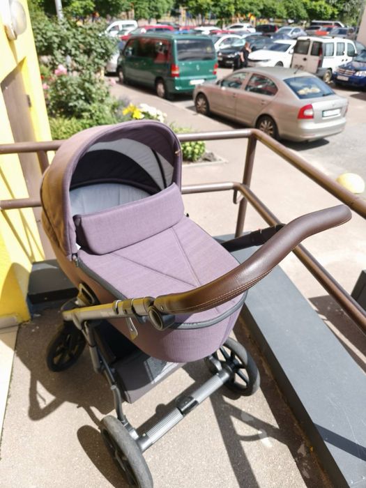 Продам коляску 2 в 1 roan bass next