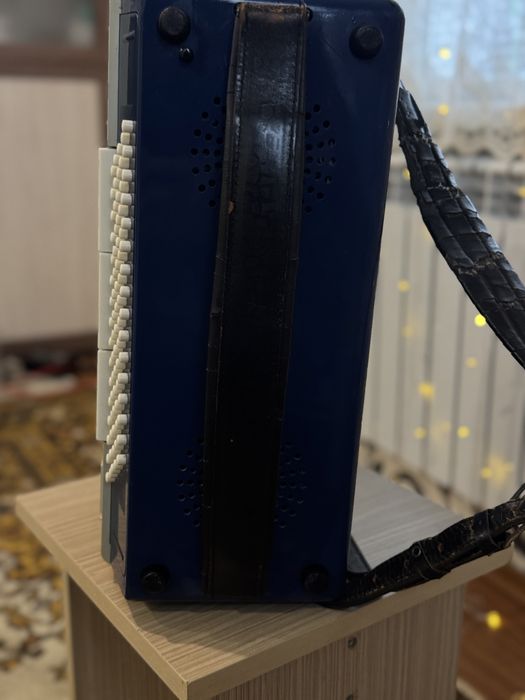 Аккордеон Weltmeister Cordal был сделан в Герман