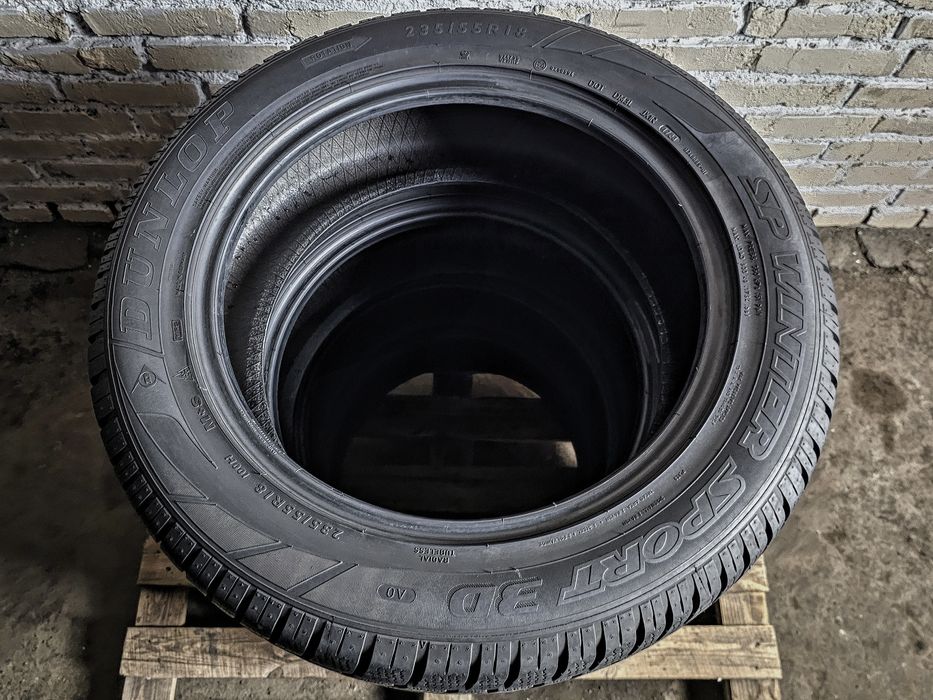 Зимові 235/55r18 Dunlop | 7.5mm | 2023 | Germany | Преміум шини/Ідеал