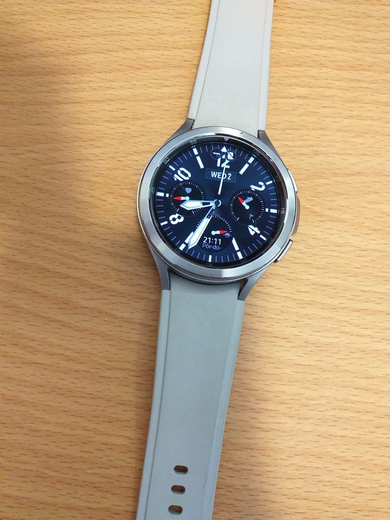 Smartwatch SAMSUNG Galaxy Watch 4 Classic 46mm LTE E-Sim C/Novo