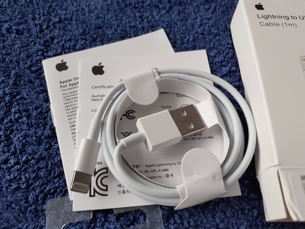 Kabel USB to Lightning 1m do IPhone NOWY.