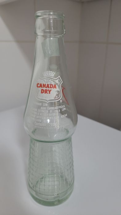 Garrafa antiga pirogravada Canada Dry (Spur) 200cc