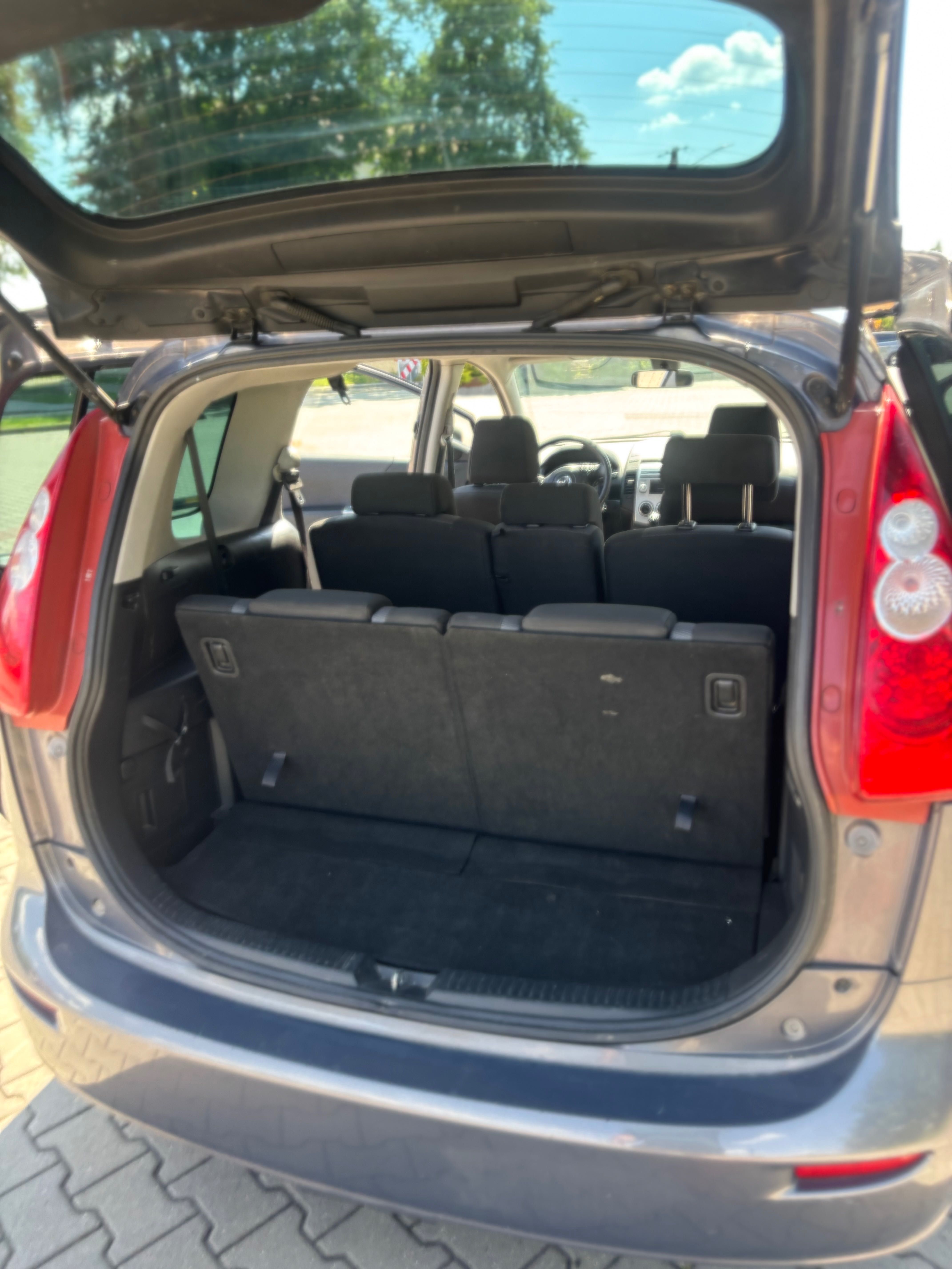 Mazda 5 sprawna klima, alu, 7 miejsc, świeży przegląd techniczny.
