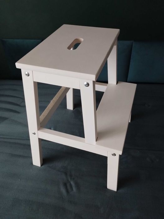 Bekvam Taboret ze schodkiem, biały, 50 cm