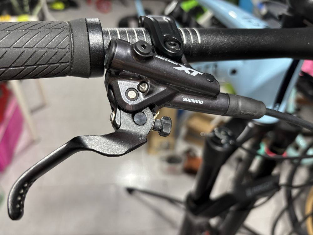 Quadro de btt em carbono